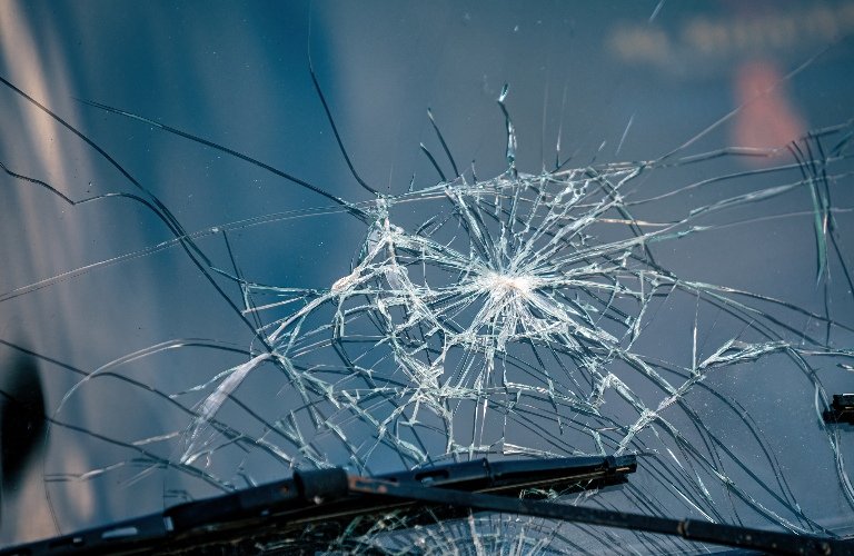 Texting while driving causing car accidents in Orland Park