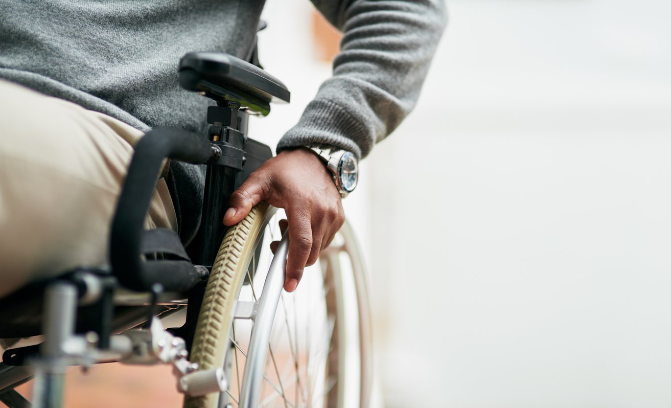 Spinal Cord Injury Lawyer in Orland Park, IL - Michael J. Brennan